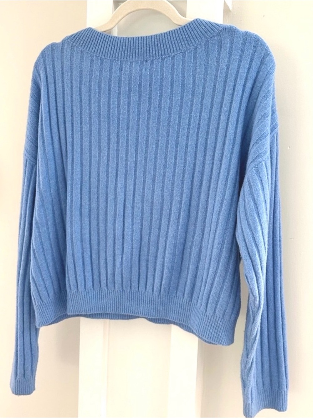 Open Edit Blue V-Neck Ribbed Sweater - Picture 4 of 8